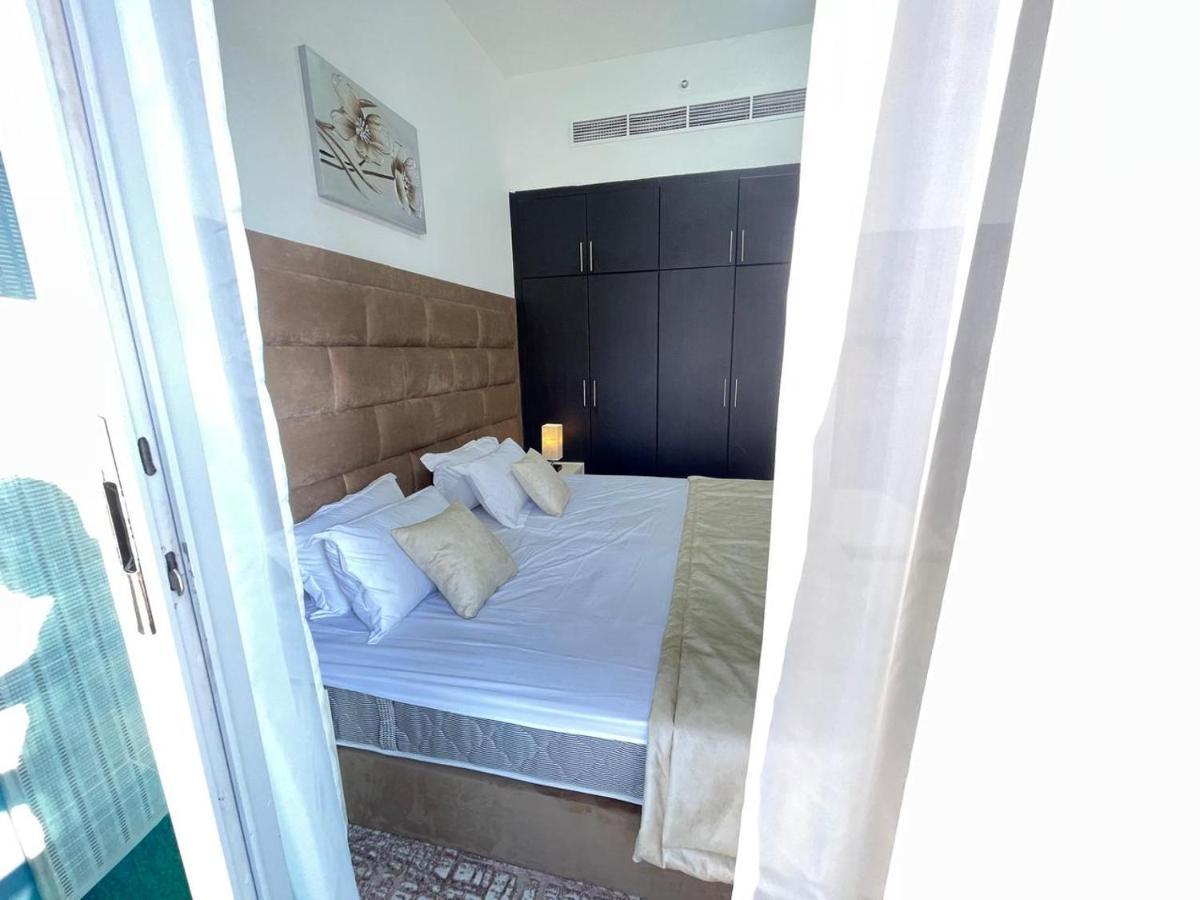 Private Gorgeous Room With Marina View With Shared Kitchen In Shared Apartment Dubái Exterior foto